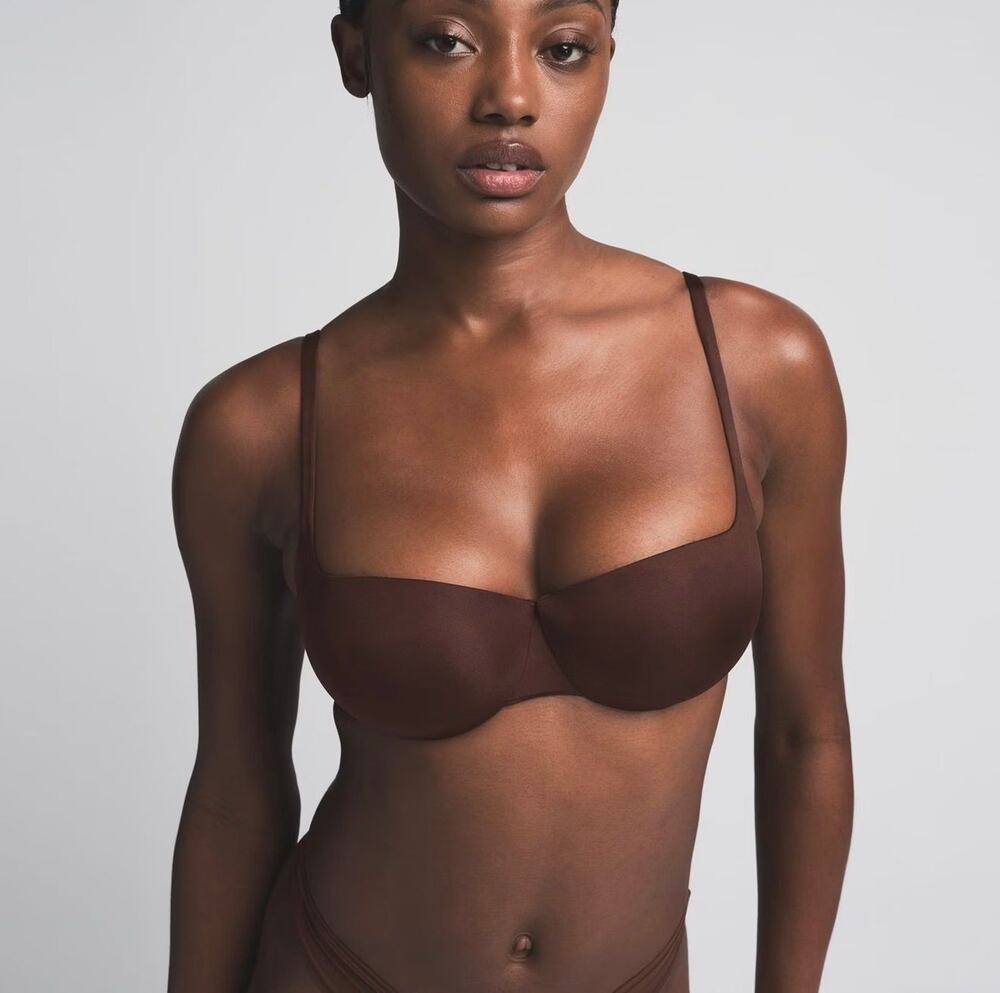 SKIMS ULTIMATE Balconette Push-Up Bra